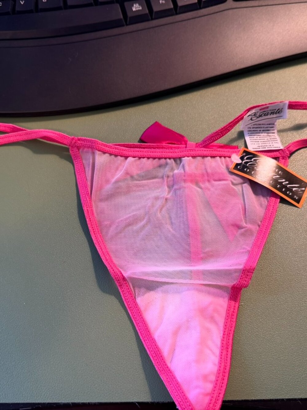 NWT Escante Pink G-String with Bow Sz Q